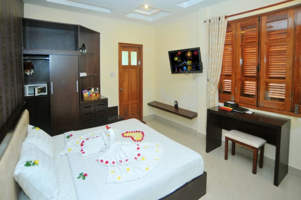 Sofia Suite Hotel Danang Da Nang Exterior foto