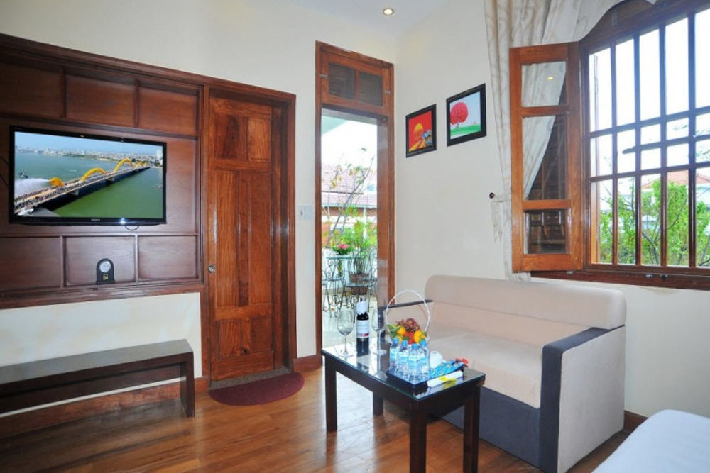 Sofia Suite Hotel Danang Da Nang Exterior foto