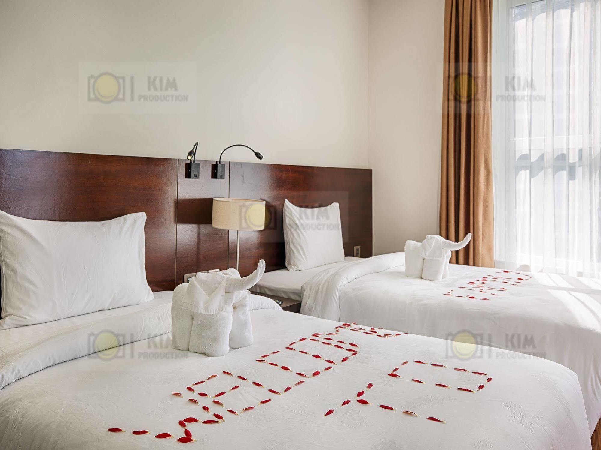 Sofia Suite Hotel Danang Da Nang Exterior foto
