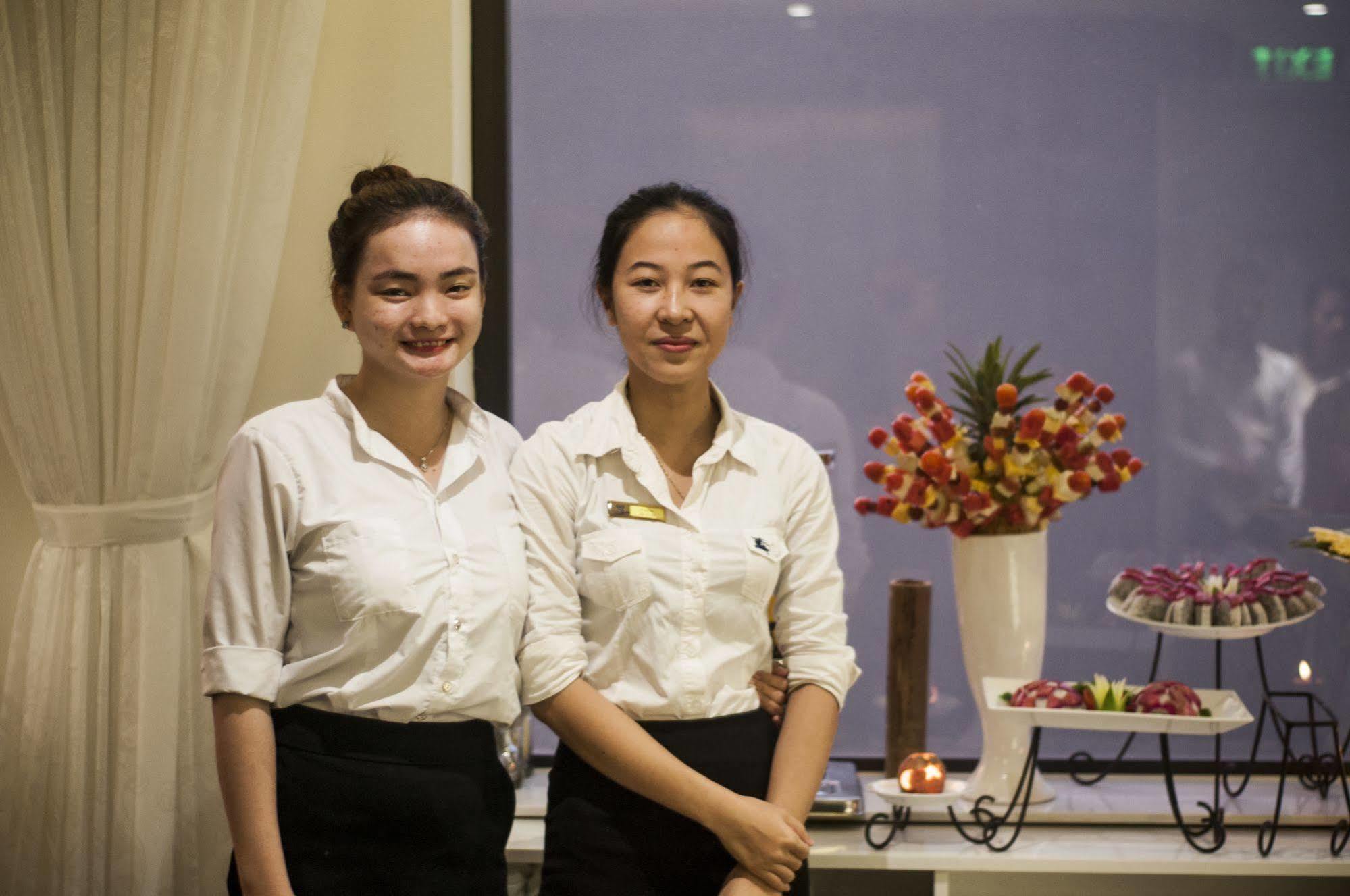 Sofia Suite Hotel Danang Da Nang Exterior foto